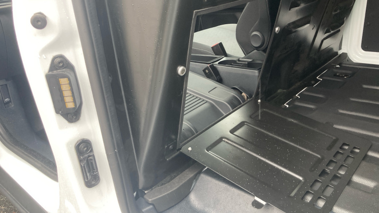 Ford Transit Courier E-Transit Courier 100kW 43kWh Limited Van Auto